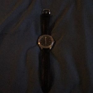 This is a Versace watch nice fit